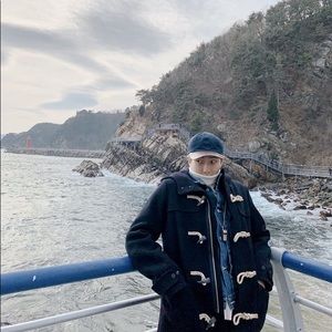 Meet your Posher, Mya